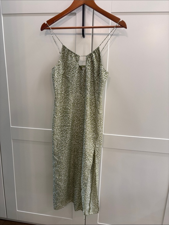 Abercrombie & Fitch Dresses & Skirts - Abercrombie & Fitch Olive Green Floral Slip Midi Dress